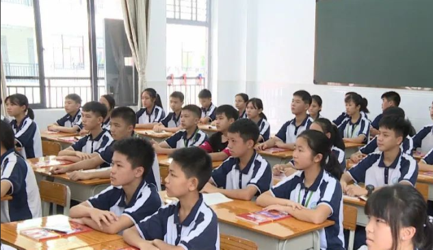 将所学知识转化为处理实践问题的能力切实守护好中小学生的心思健康 将所学知识转化为处理实践问题的能力切实守护好中小学生的心思健康